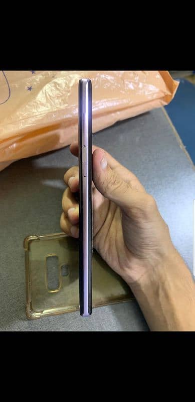 Samsung note9.6 gb ram 128 memore vib chal raha ha no crack bs shad h 2