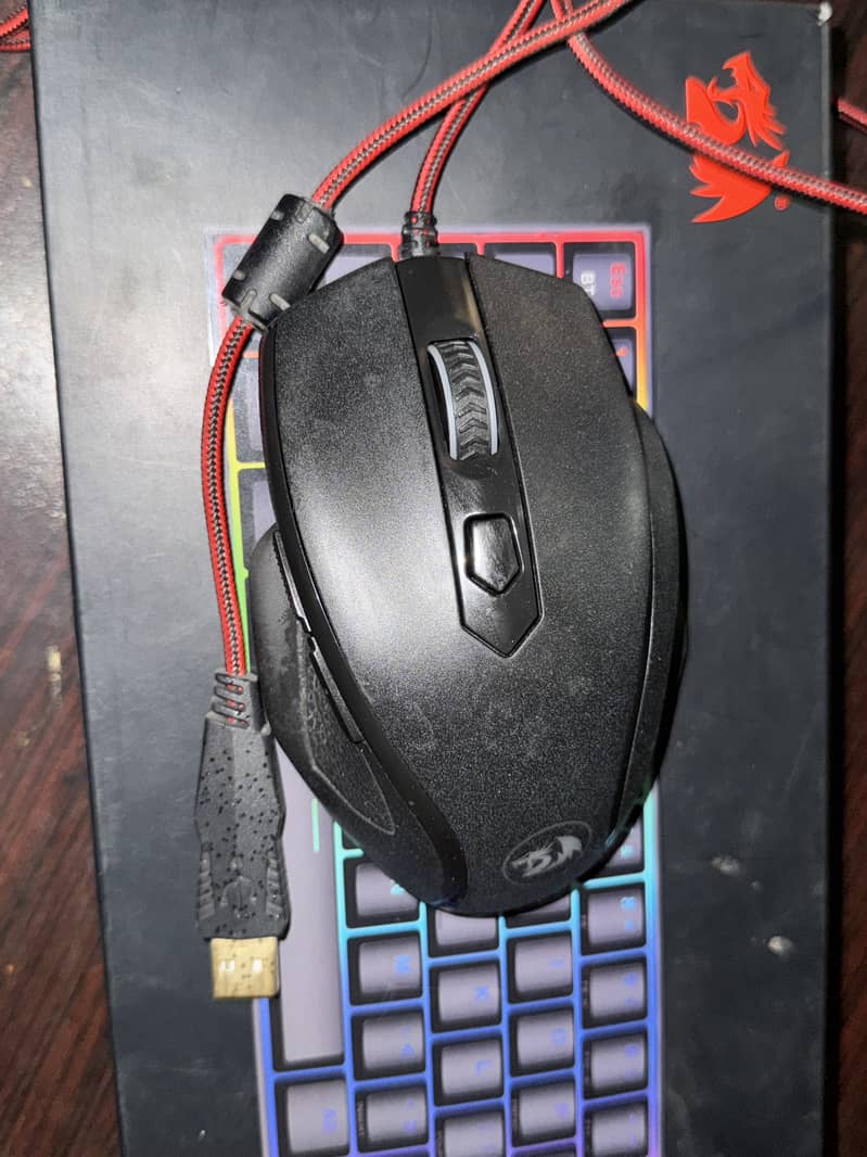 Reddragon gaming key board and mouse 2