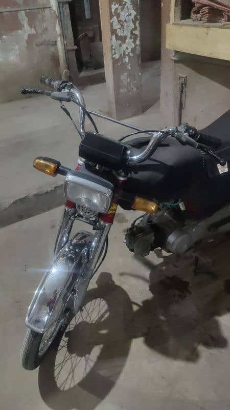 honda Cd-70 sukkur no 5