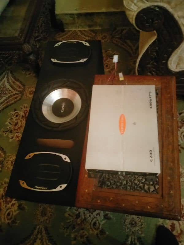 Kenwood woofer,  pioneer Speakers, carven vega Amplifier 1