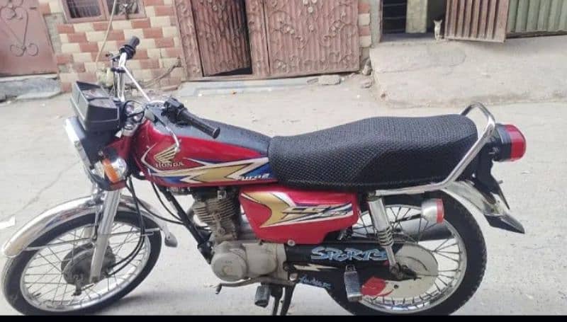 honda CG 125 2020 ka model 2021 ka purchase or registr one hand use 3