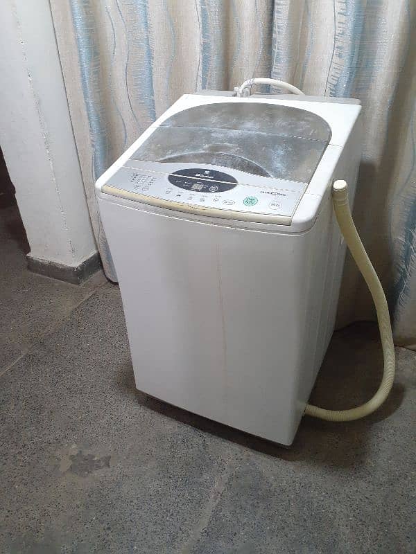 Dawlance fully automatic washing machine 1