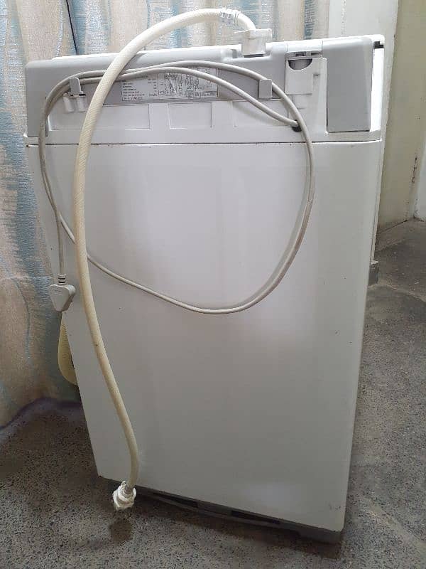 Dawlance fully automatic washing machine 3