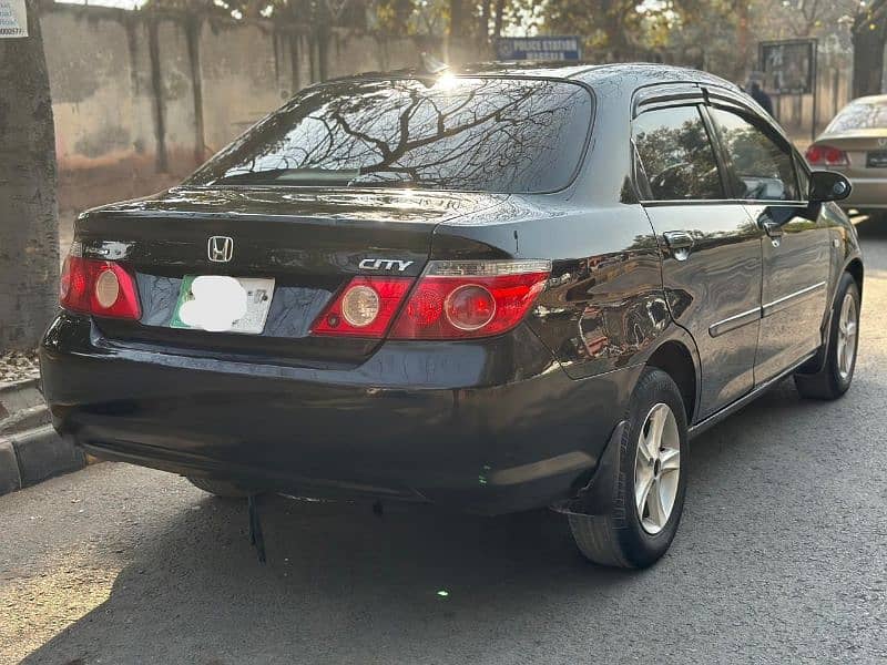 Honda City IDSI 2007 total original 9