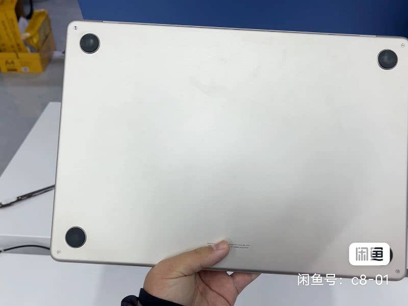 Macbook Air m3 15" 2024 8/256 2