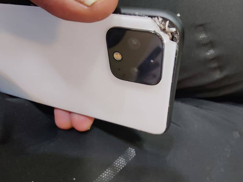 Pixel 4 I. C issues frant camera+ sim not working back camra or panl ok 3