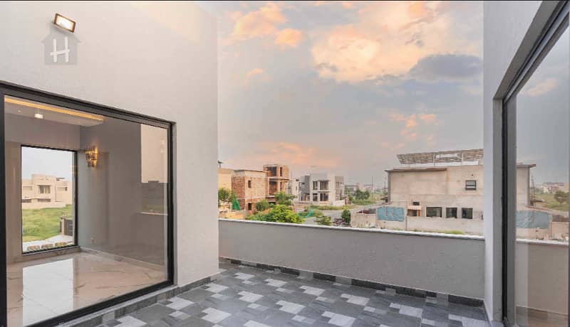 10 Marla Brand New Majestic House For Rent In DHA Phase 5, Block K, Lahore. 16