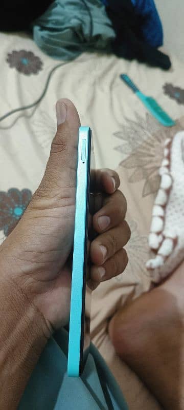 Realme C51 128gb 2