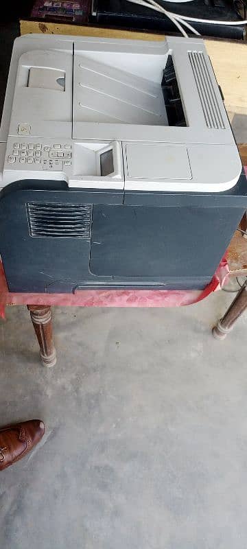 HP laser jet P3015 2