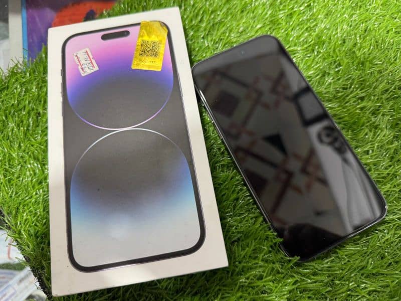 I phone 14 pro Maxx Non PTA Factory unlock  128 GB Bettery Health 87 2