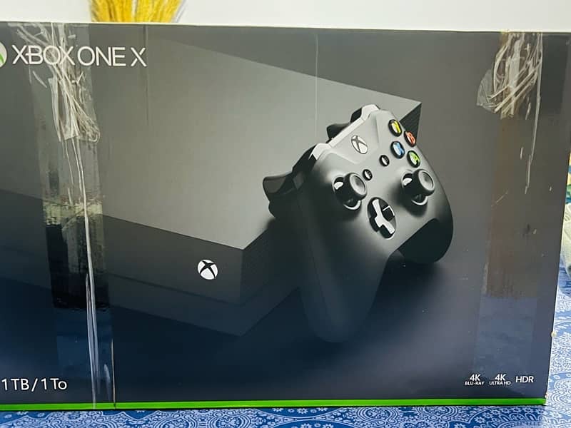 xbox one X 1 TB 4