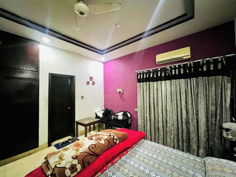 23 MARLA Beautiful HOUSE for Sale in Gulberg 2 22