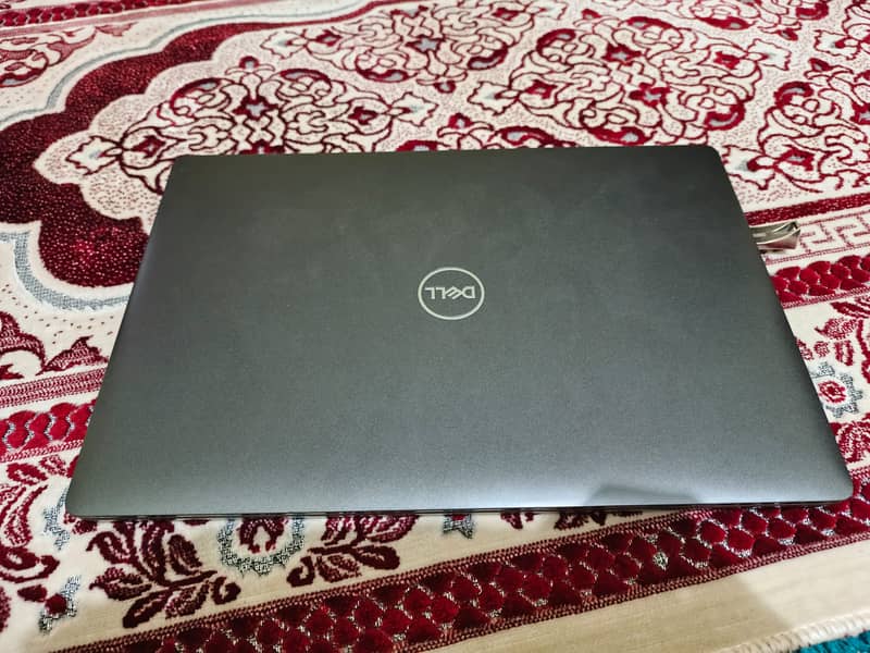 Dell Latitude 5300 Core i5 8th , 8 GB RAM 256 GB SSD 1