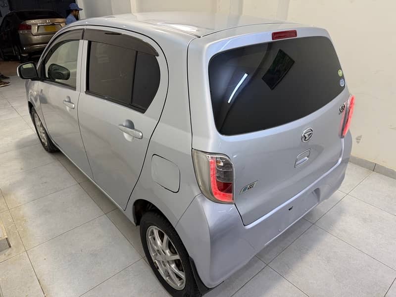 Daihatsu Mira 2014 5