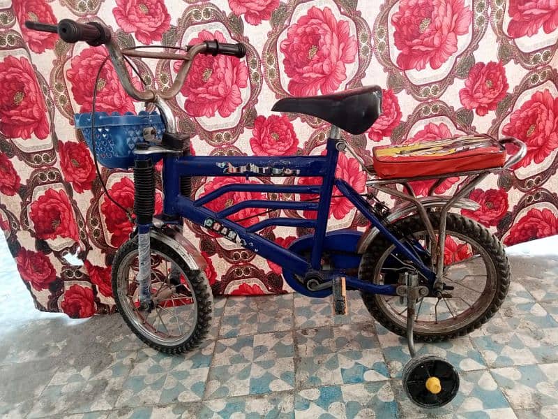 urgent sale child cycle 4