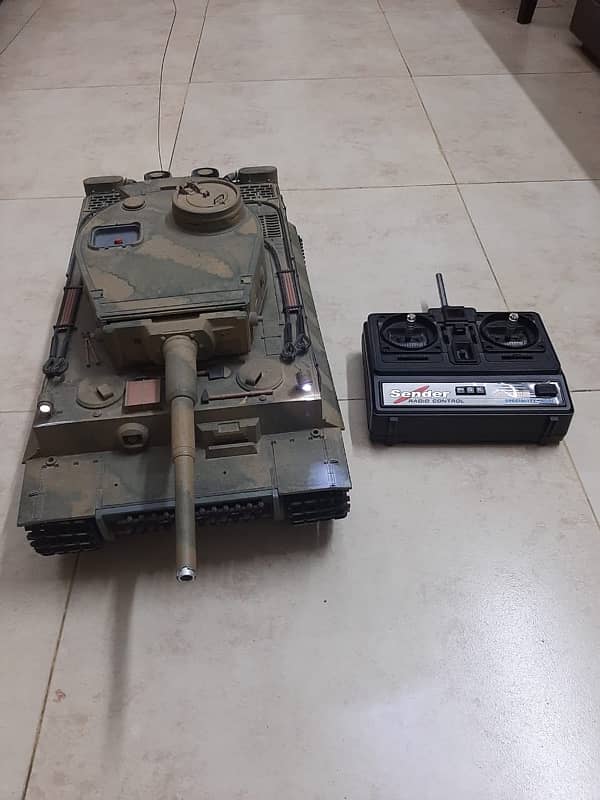 i sell my tank condition 10/9 2