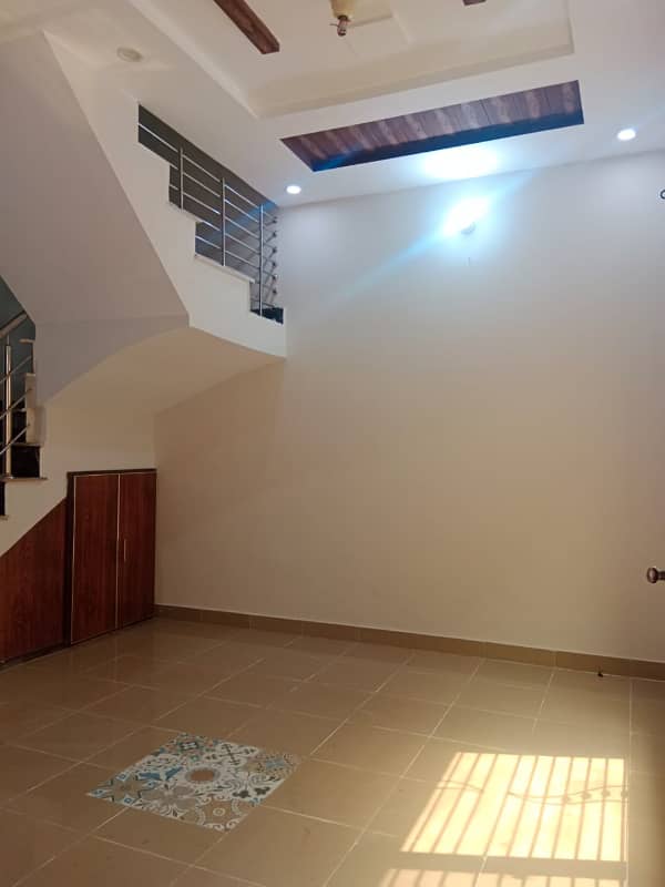 2.5 marla house for sale in Lahore medical housing scheme phase 2 main canal road Lahore 8