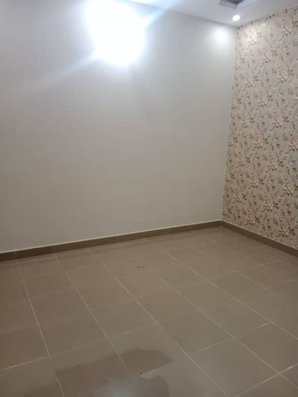 2.5 marla house for sale in Lahore medical housing scheme phase 2 main canal road Lahore 10