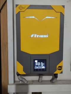 Fronus 3.6 kv solar inverter for sale just like new 9.5/10