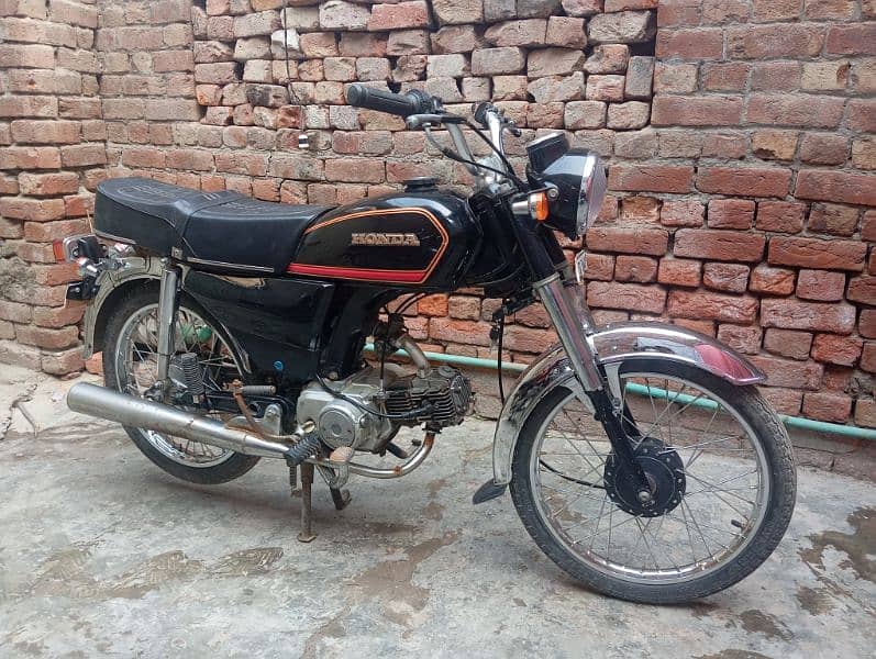 Honda CD 70 2007 6