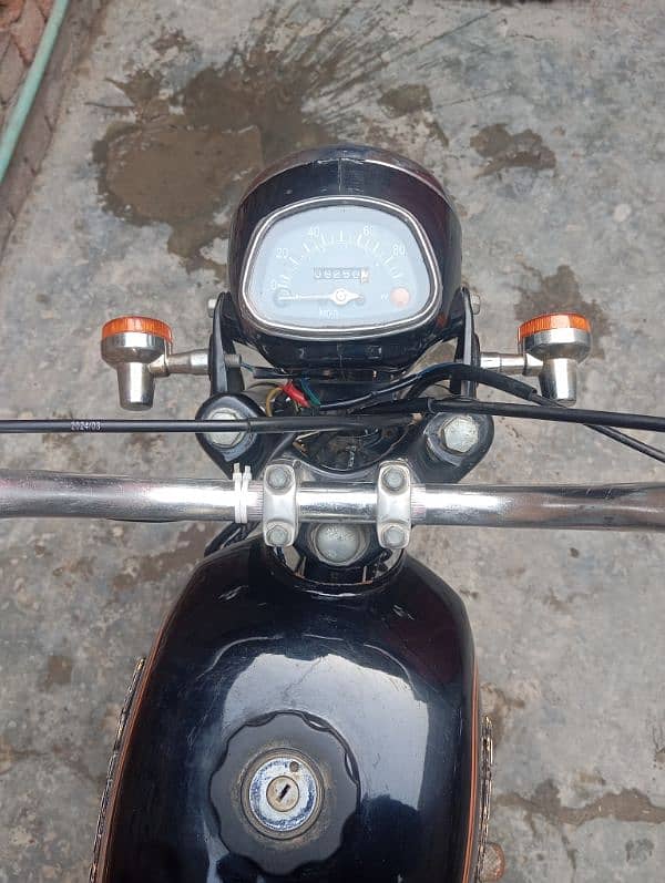 Honda CD 70 2007 8