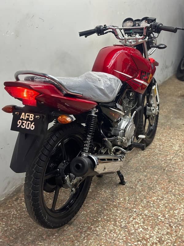 YAMAHA YBR-G 125 (14,000) mileage 4