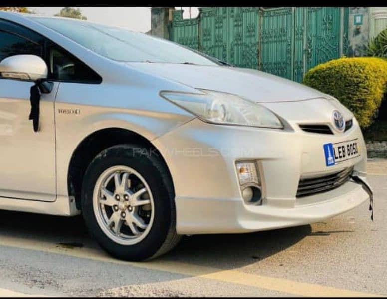 Toyota Prius 2010 1