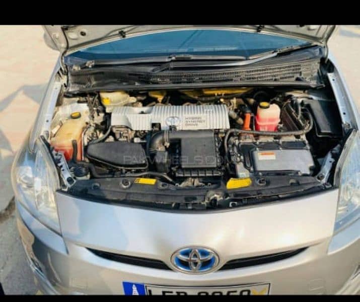 Toyota Prius 2010 4