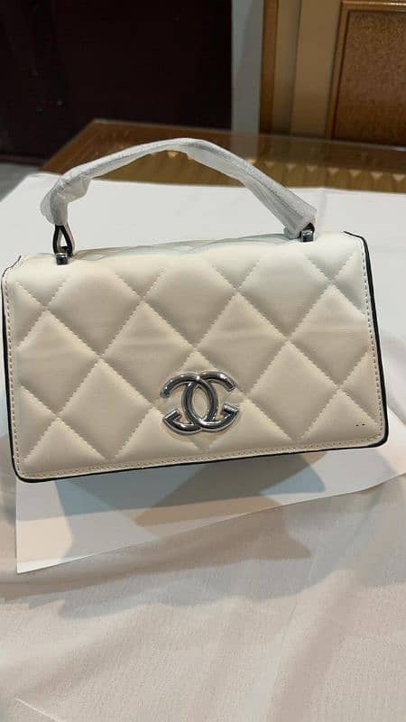 WHITE nice bag 4