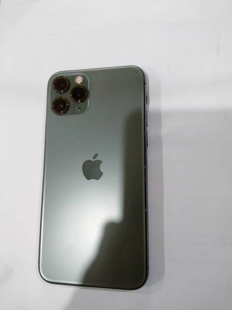 Apple iPhone 11 Pro 1