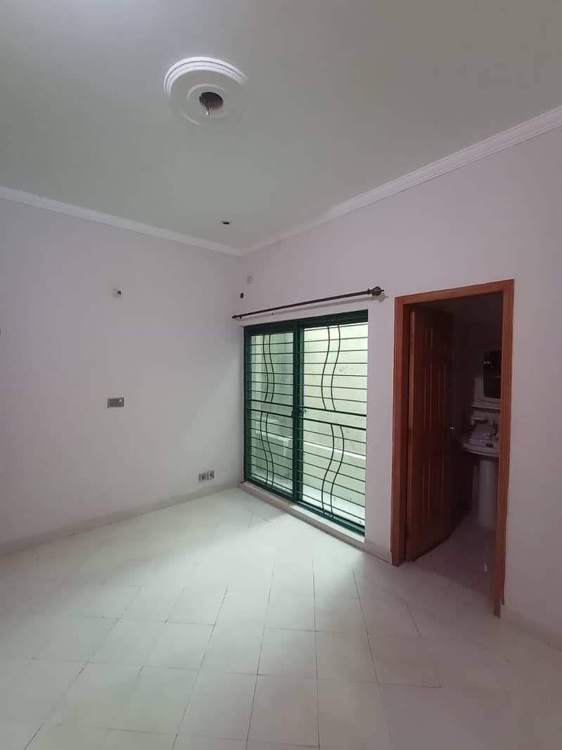 5 Marla Upper Portion for Rent in Johar Town 7