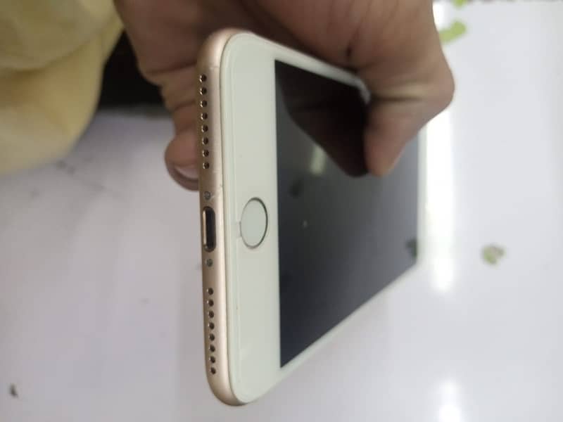 iam selling iphone 8plus pta Approval 2