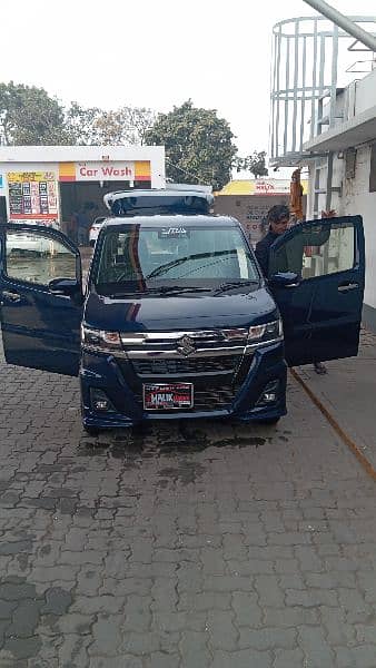 Suzuki Wagon R 2023 1