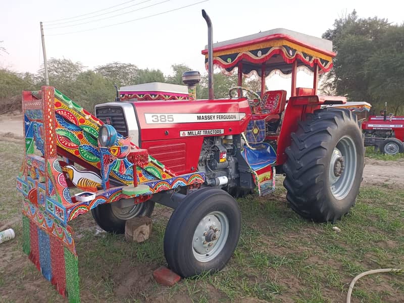 Massey Ferguson 385 Tractor Model 2018 1