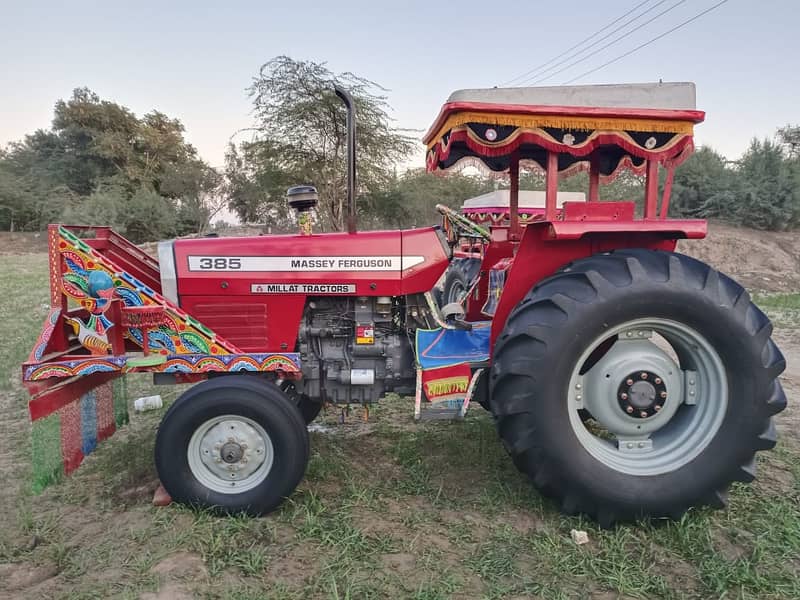 Massey Ferguson 385 Tractor Model 2018 2