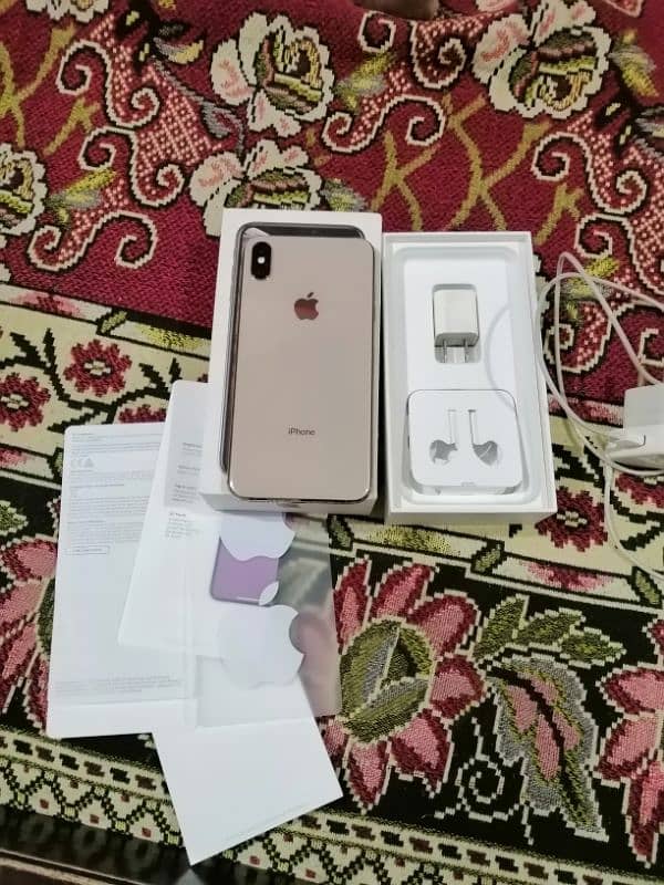 i phone xs max for sale 256 gb Non pta 10 condion 87  helth 0