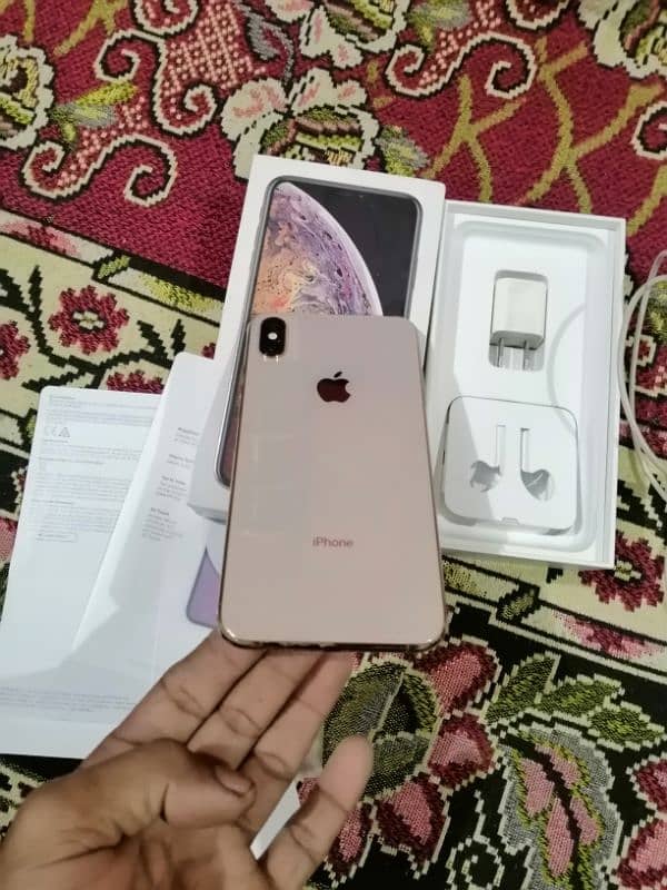 i phone xs max for sale 256 gb Non pta 10 condion 87  helth 2