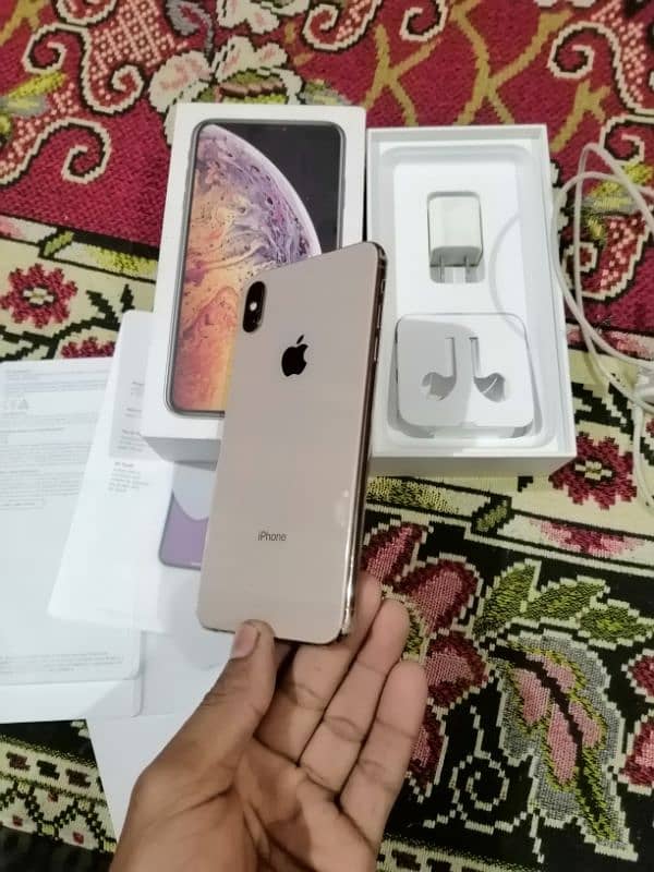 i phone xs max for sale 256 gb Non pta 10 condion 87  helth 5