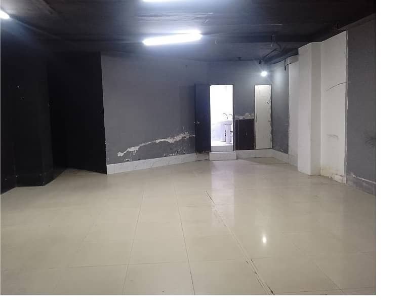 Area 700 Square Feet Office Available For Rent Real Pictures In Main Boulevard Road Gulberg 3 Lahore 3