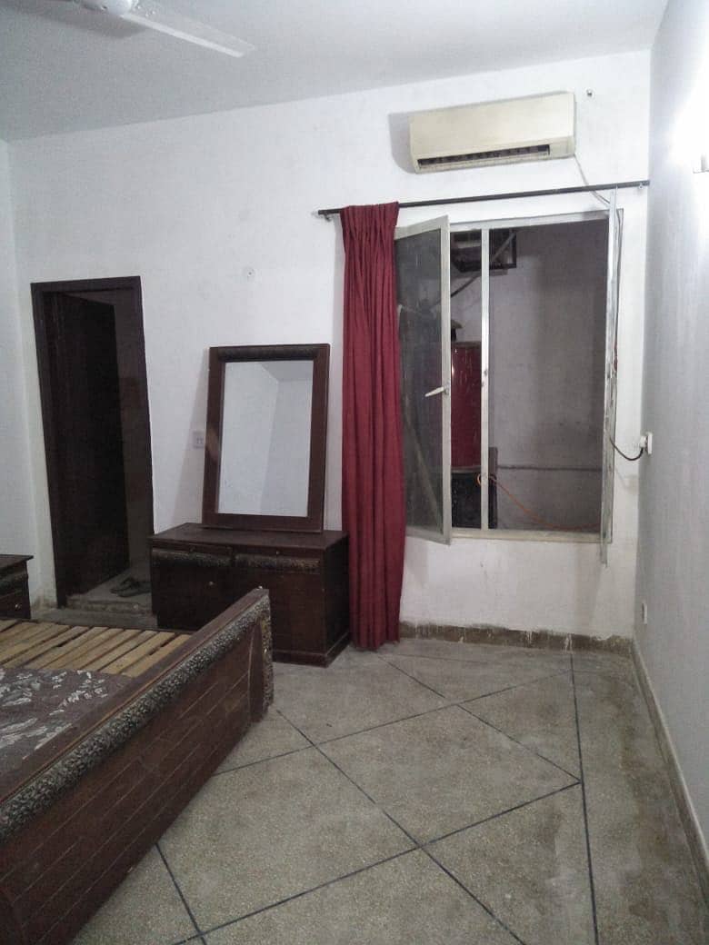 5 Marla Lower Portion For Rent In Johar Town 4