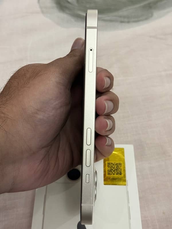 iPhone 13 white 128 Gb PTA approved 4