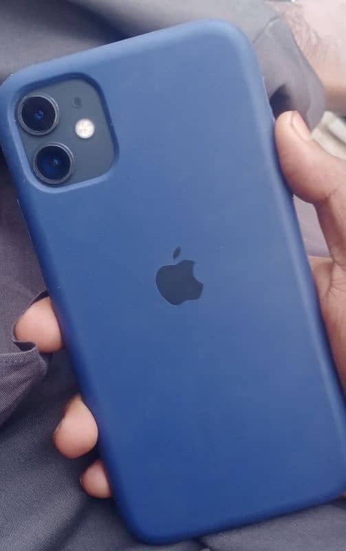 iPhone 11 64gb non pta under apple warranty 1