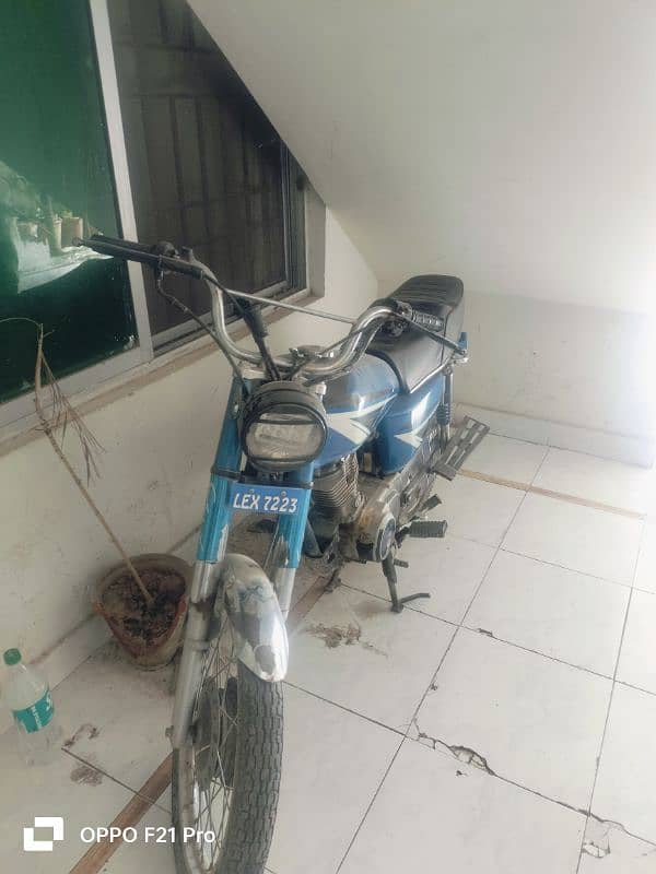 Honda 125 available for sale 0