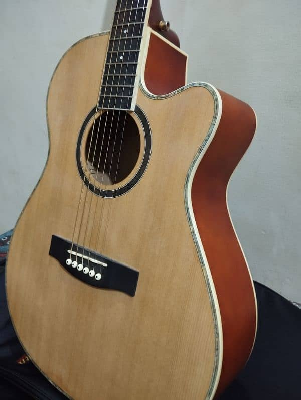 Semi Acoustic Guitar - 4 Band EQ - Perfect Condition - 1