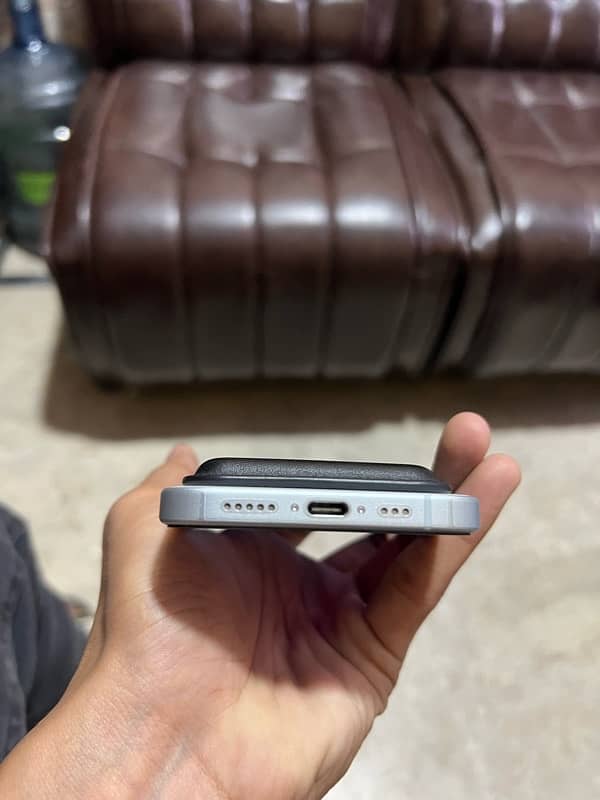 iPhone 15 brand new condition 6