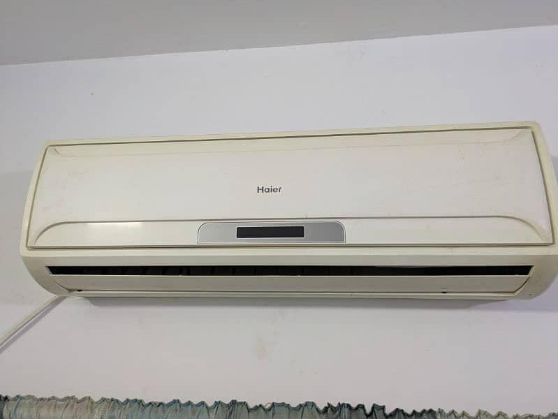 Haier AC 1 ton perfect working 10/10 condition office used 2