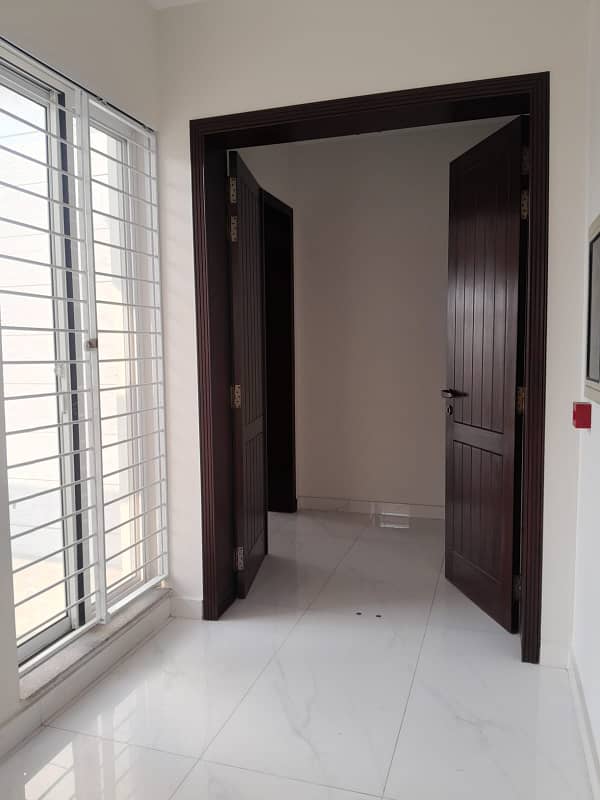 1 Kanal Brand- New Upper Portion with separate entrance for Rent in Phase 6, DHA Lahore 27