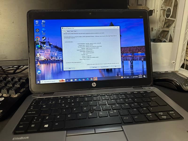 HP EliteBook 5