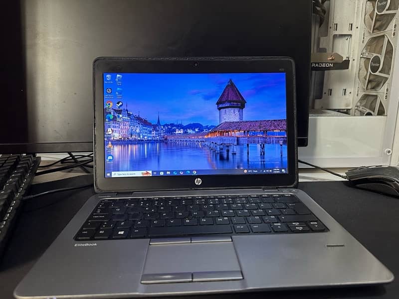 HP EliteBook 0