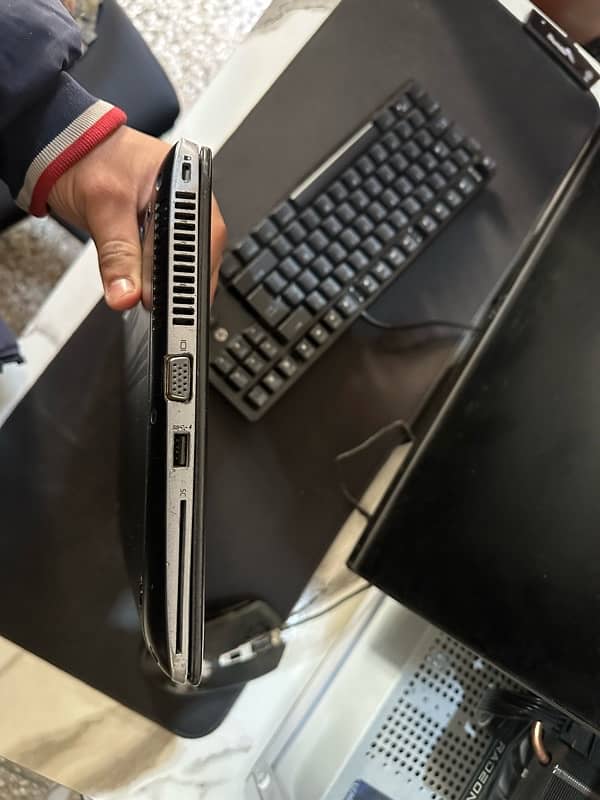 HP EliteBook 7